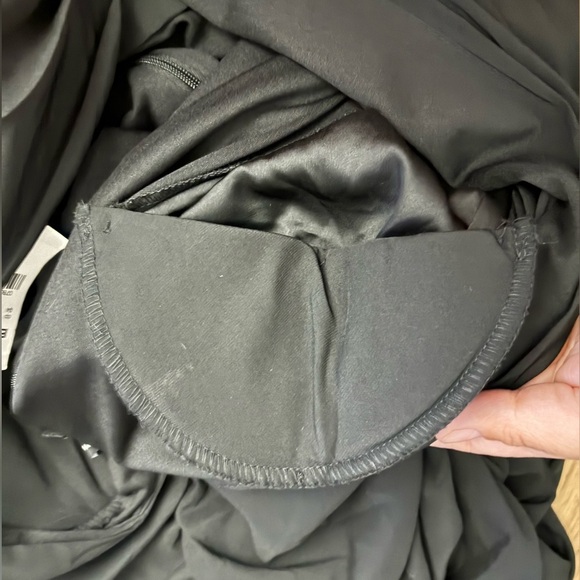 🆕Express Black Long Sleeve Elegant Design Wrap Flower Rouched Dress S🆕 - Picture 11 of 15